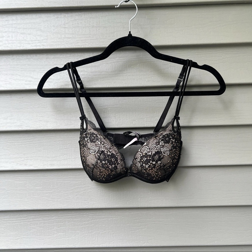 Victoria’s Secret Push-Up Bra Black Lace Rhinestone Size 32D Sexy Little Things
